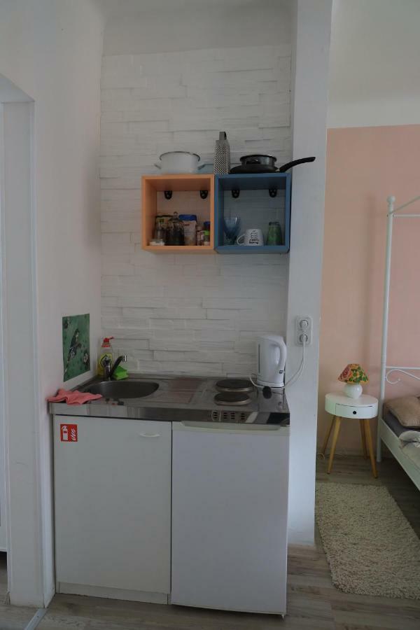 Apartment Viktoria Püttlingen Exterior foto